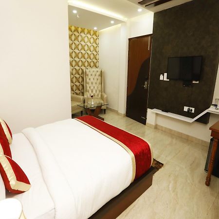 Hotel Mgm Residency Delhi  Bagian luar foto