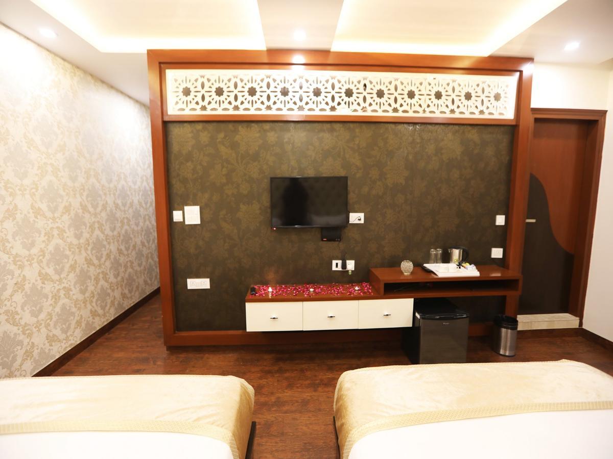 Hotel Mgm Residency Delhi  Bagian luar foto